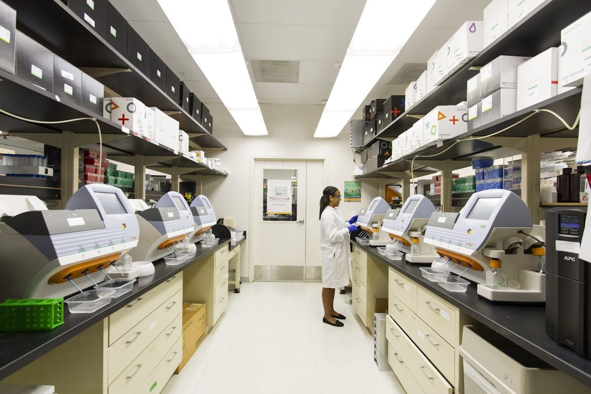 A laboratory analyser